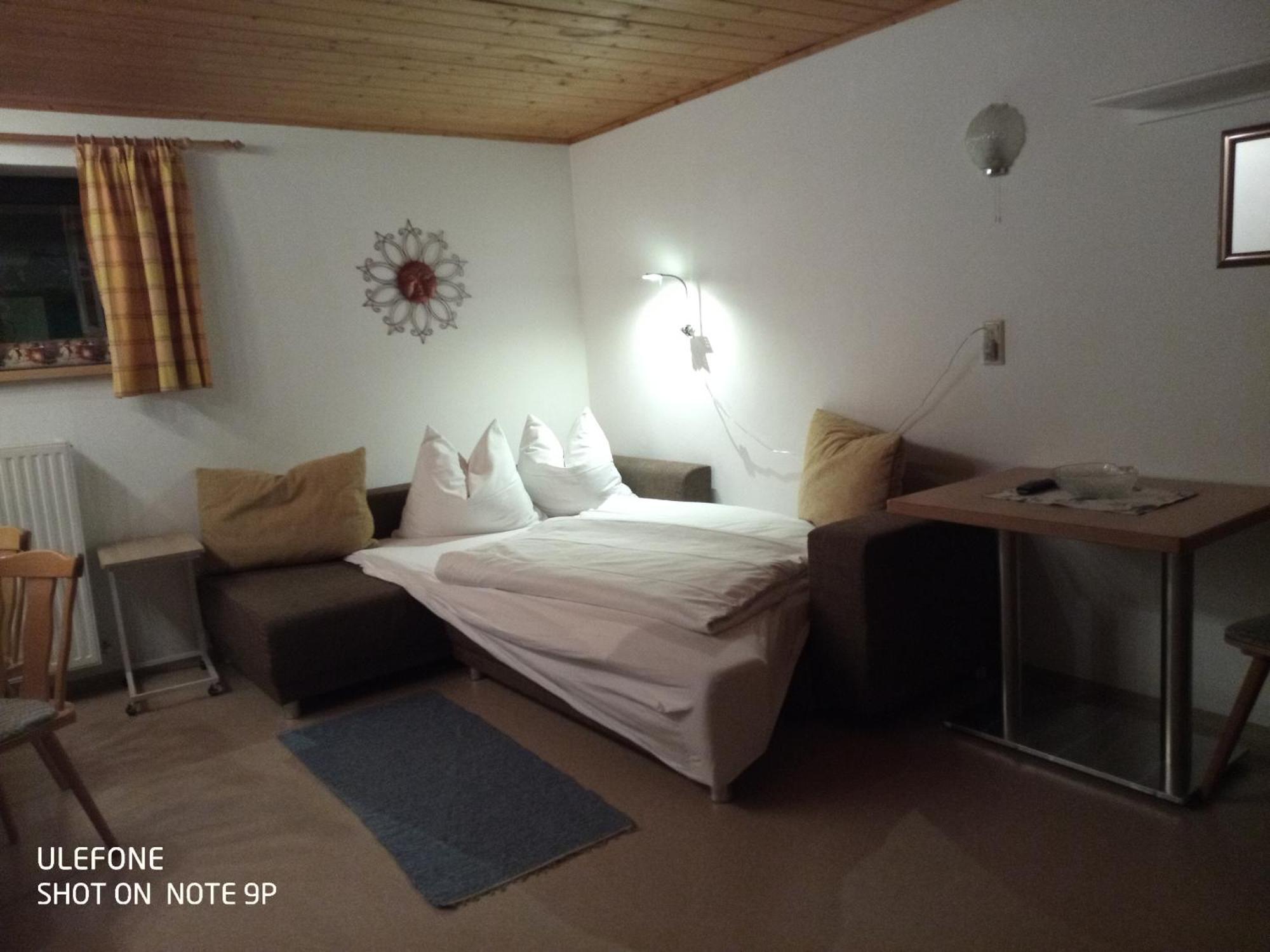 Haus Hoeller クライナル エクステリア 写真