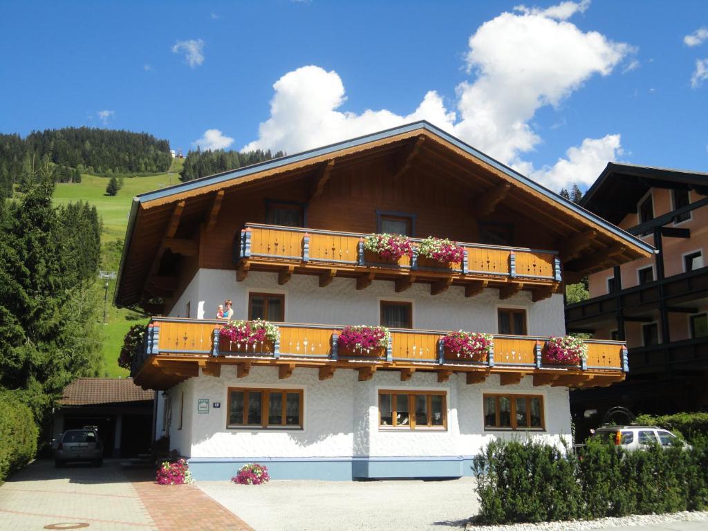 Haus Hoeller クライナル エクステリア 写真
